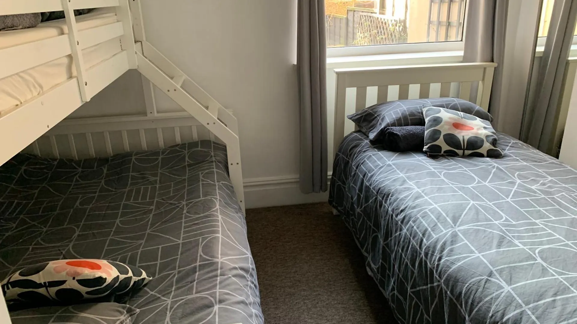 Tranquil Garden Apartment In The Heart Of The City Cardiff